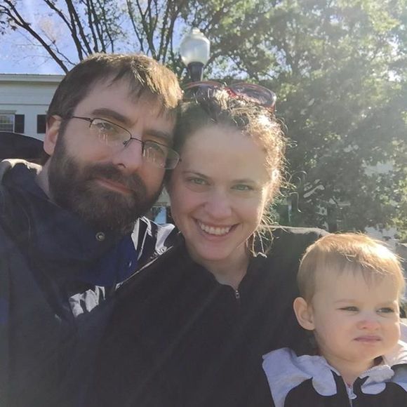 Meet your Posher, Karina - Picture 1 of 1